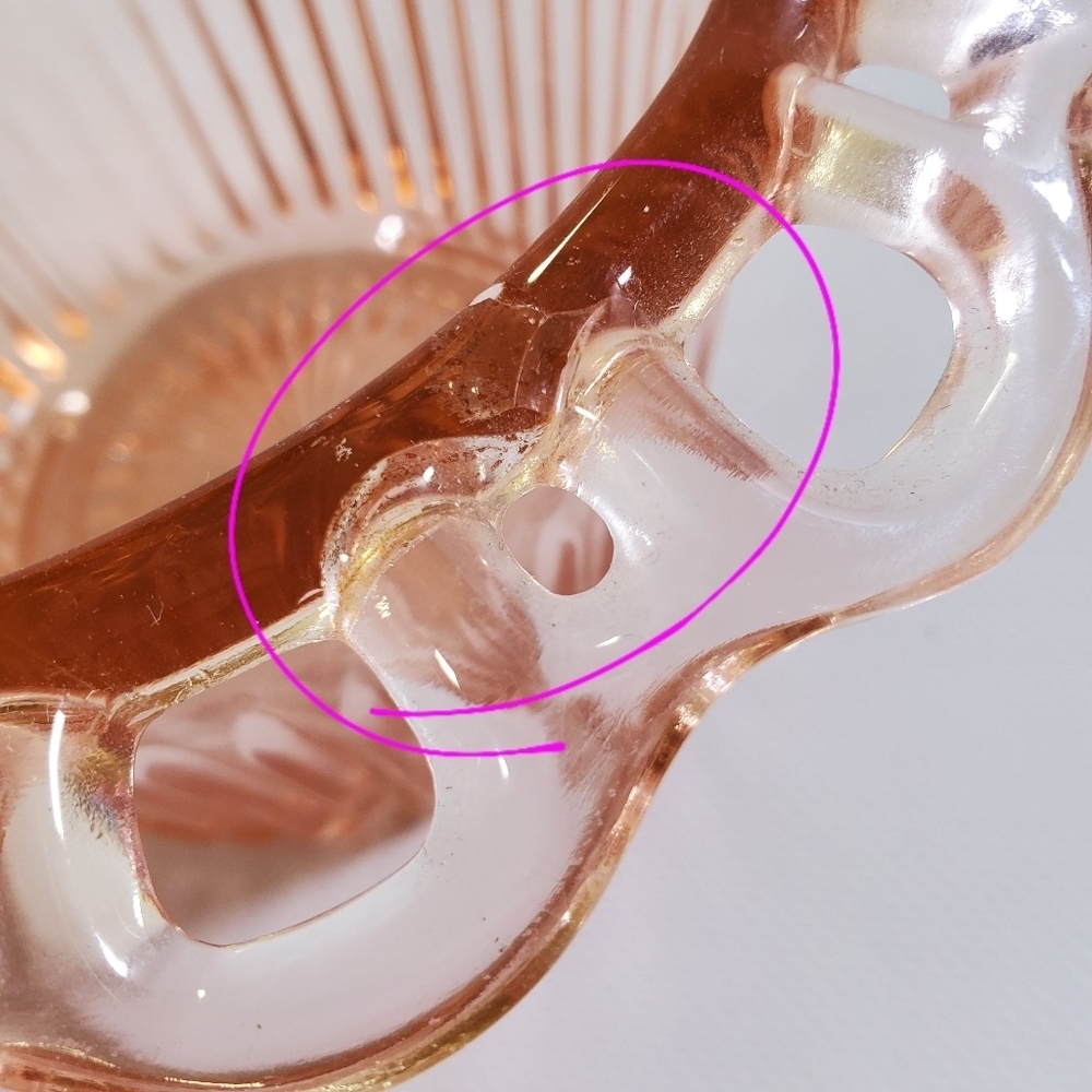 Pink Depression Glass Scalloped Edge Bowl Vase Vintage Collectible - Picture 8 of 12